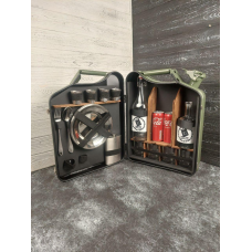 Міні бар каністра зелена на 20л. з посудом на подарунок для чоловіка / Подарунковий набір хлопцю